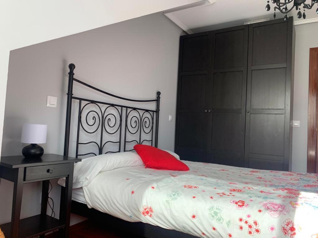 Apartamento Río Asón: Tranquilo Retiro con Piscina y Wi-Fi Gibaja Exterior photo
